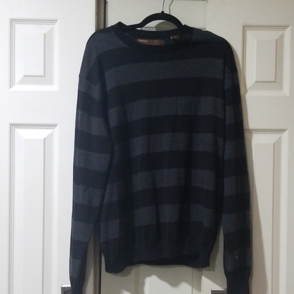 Men's sweater